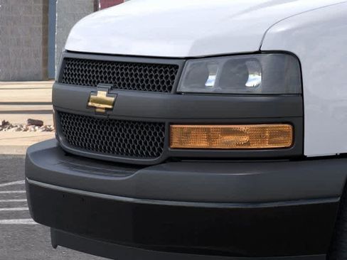 New 2025 Chevrolet Express 2500 w/ Driver Convenience Package image 13
