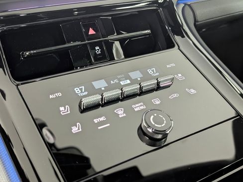 New 2026 Porsche Panamera image 33