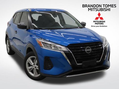 Used 2024 Nissan Kicks S FWD image 1