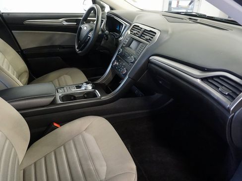 Used 2017 Ford Fusion S image 22
