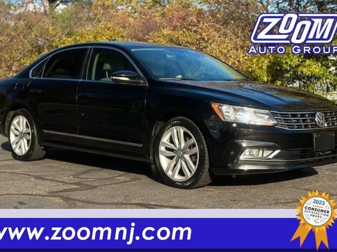 Used 2016 Volkswagen Passat 1.8T image 1