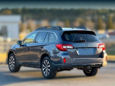 Used 2015 Subaru Outback 2.5i Limited image 10