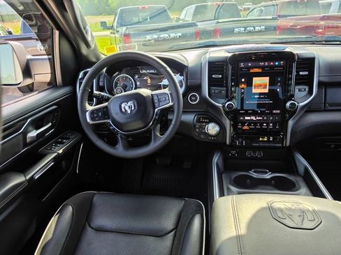 Used 2025 RAM 1500 Laramie w/ Sport Appearance Package AWD/4WD image 14