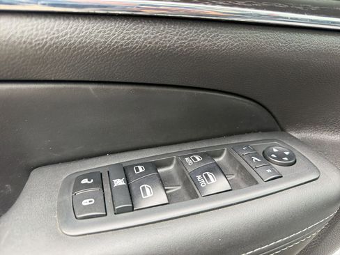 Used 2020 Jeep Grand Cherokee Summit AWD/4WD image 23