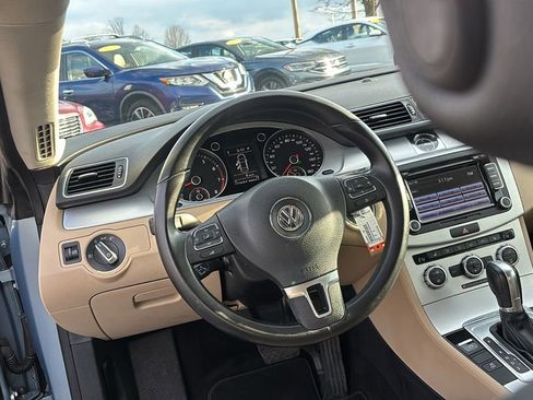 Used 2013 Volkswagen CC Sport image 13
