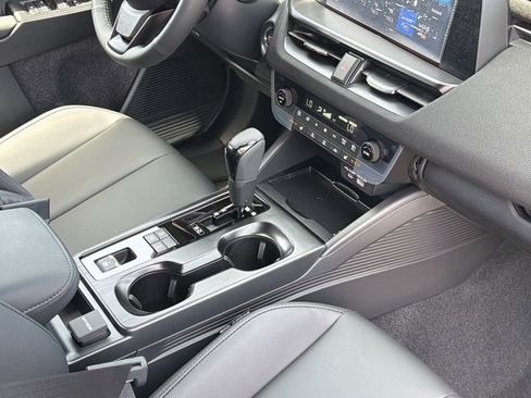 New 2026 Subaru Outback Premium AWD/4WD image 10