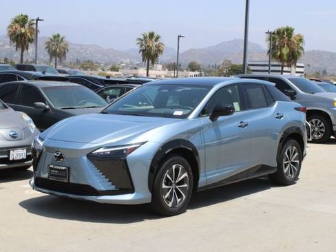 Certified 2023 Lexus RZ 450e Premium w/ Technology Package AWD/4WD image 3