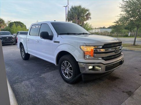 Used 2018 Ford F150 Lariat w/ Trailer Tow Package RWD image 2
