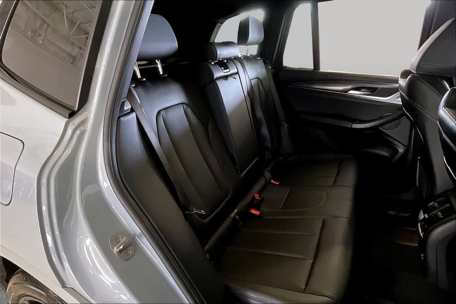 Used 2024 BMW X3 xDrive30i w/ Premium Package AWD/4WD image 18