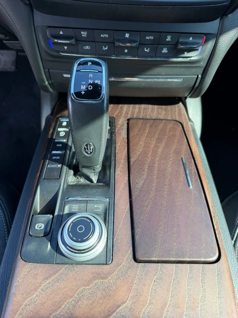 Used 2019 Maserati Ghibli S RWD image 47