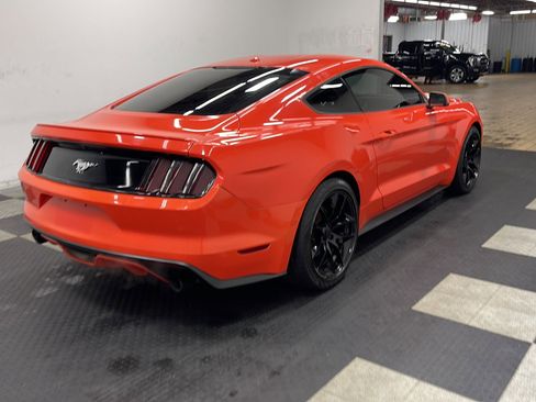 Used 2015 Ford Mustang Premium RWD image 17