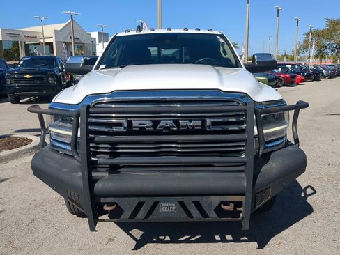 Used 2022 RAM 3500 Laramie image 3
