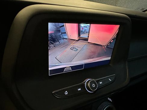 Used 2023 Chevrolet Camaro LT RWD image 14