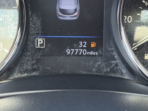 Used 2021 Nissan Rogue Sport S image 26