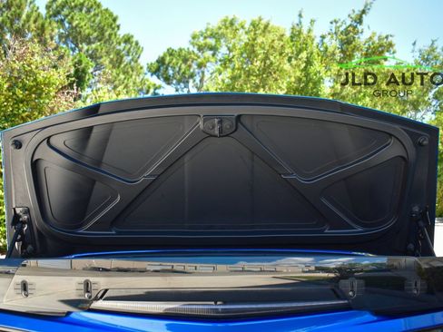 Used 2015 Chevrolet Corvette Z06 w/ 3LZ Preferred Equipment Group RWD image 46