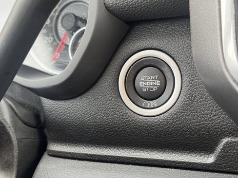 Used 2024 RAM 2500 Laramie w/ Night Edition image 17