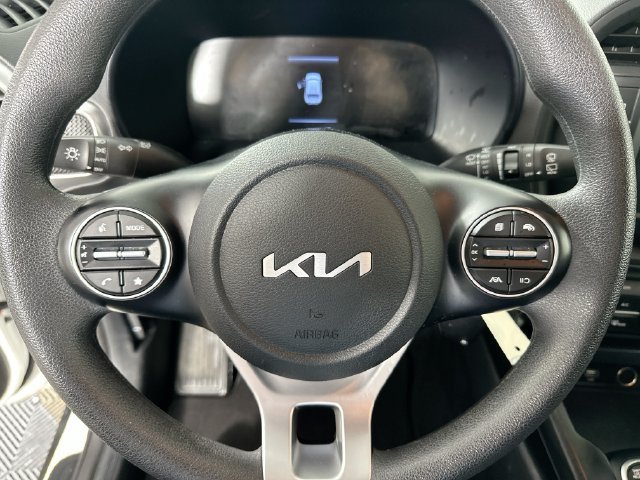Used 2024 Kia Soul LX w/ Option Group 015 FWD image 18