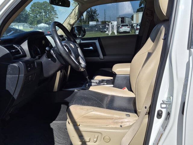 Used 2014 Toyota 4Runner SR5 RWD image 15