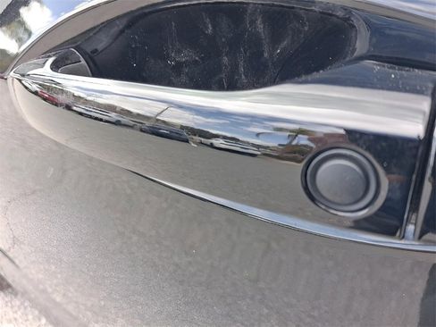 Certified 2025 Honda Ridgeline RTL image 17