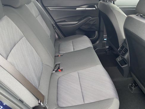 New 2026 Kia Seltos LX FWD image 11