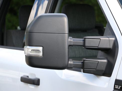 Used 2025 Ford F250 XLT w/ F-250 >10K GVWR Package AWD/4WD image 44
