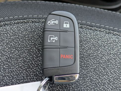 New 2026 RAM ProMaster 2500 w/ Convenience Group image 31