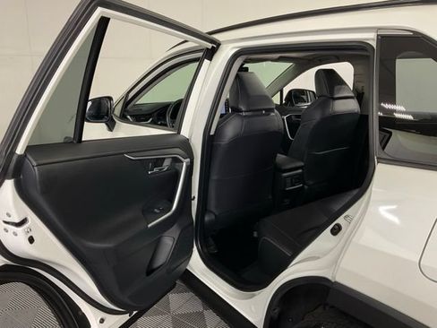 Used 2019 Toyota RAV4 Limited w/ Cold Weather Package AWD/4WD image 32