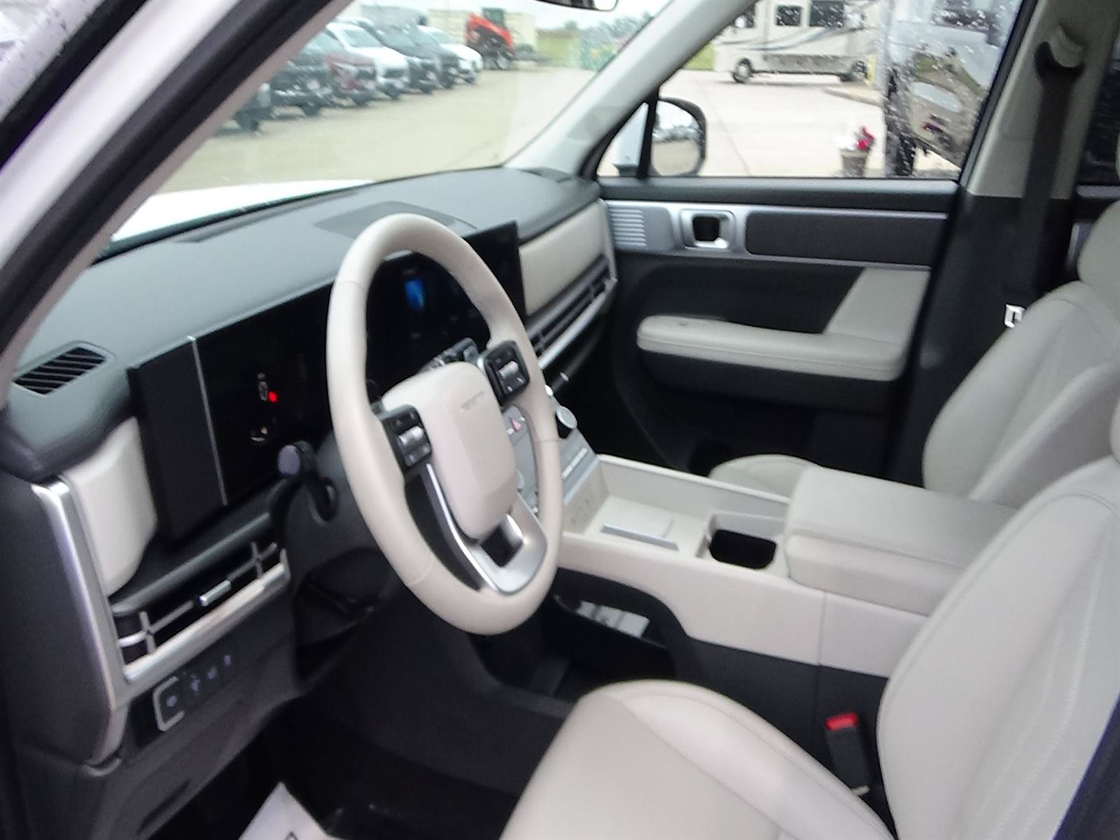 Used 2026 Hyundai Santa Fe SEL FWD image 18