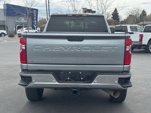 Used 2024 Chevrolet Silverado 2500 LTZ w/ LTZ Premium Package image 6