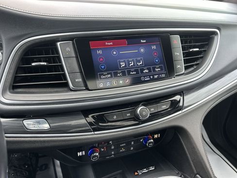 Used 2023 Buick Enclave Essence w/ Experience Buick Package image 18