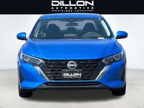Used 2025 Nissan Sentra SV FWD image 9