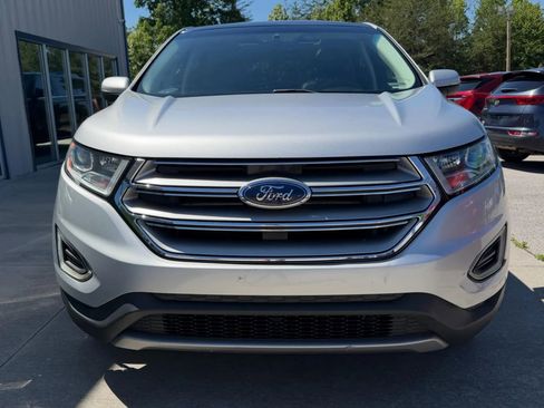 Used 2017 Ford Edge Titanium w/ Technology Package AWD/4WD image 2