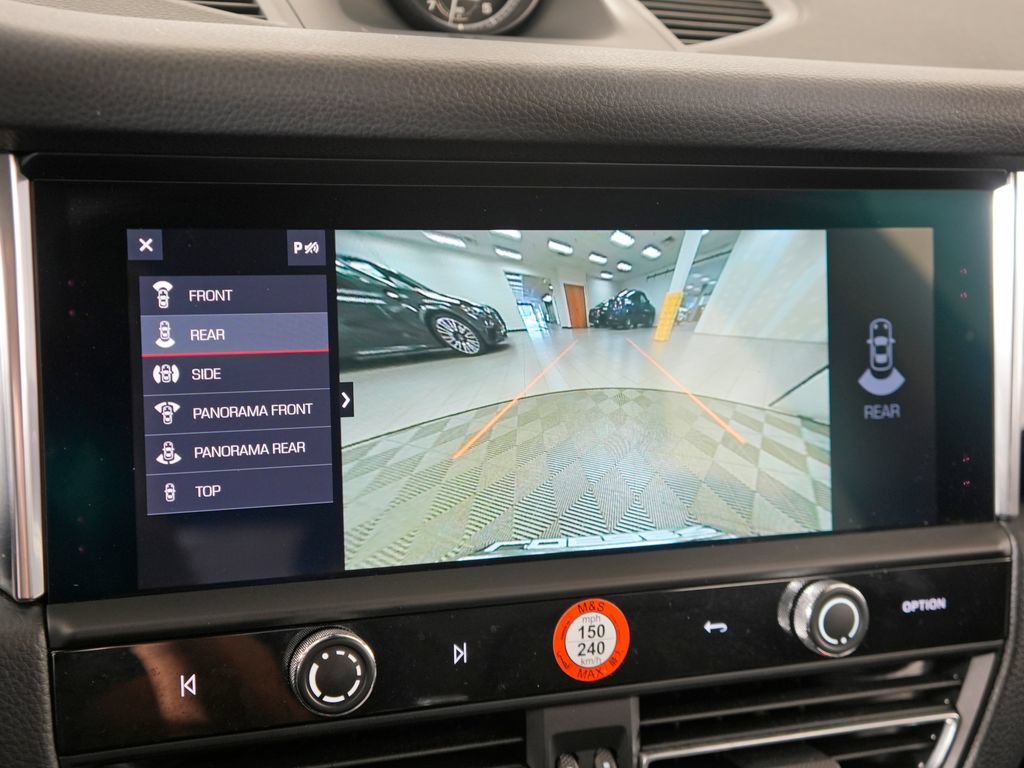 Certified 2026 Porsche Macan S AWD/4WD image 31