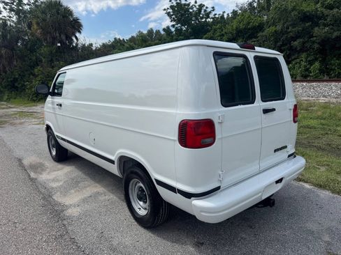 Used 2001 Dodge B1500 RWD image 5
