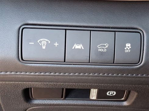 Used 2021 Hyundai Santa Fe Limited w/ Cargo Package image 26