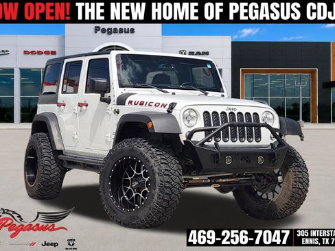 Used 2016 Jeep Wrangler Unlimited Rubicon w/ Connectivity Group AWD/4WD image 1