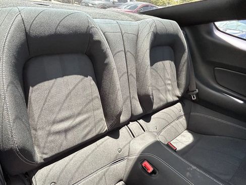 Used 2018 Ford Mustang Coupe RWD image 40