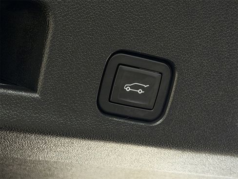 Certified 2024 Chevrolet Traverse Z71 image 30