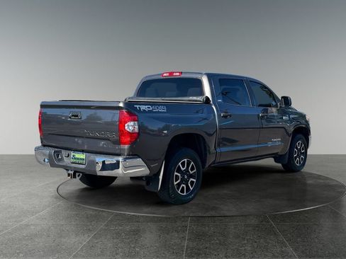 Used 2015 Toyota Tundra SR5 w/ TRD Off Road Package AWD/4WD image 9