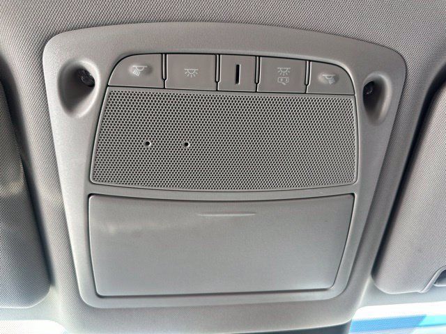 Used 2019 Nissan Rogue SV FWD image 19