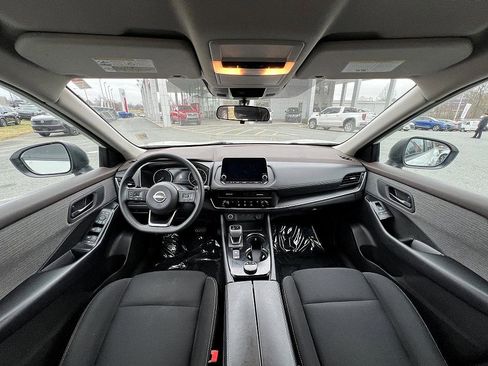 Certified 2023 Nissan Rogue S image 13