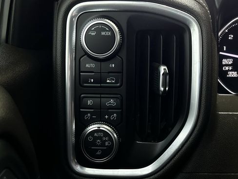Used 2021 GMC Sierra 1500 SLT AWD/4WD image 25