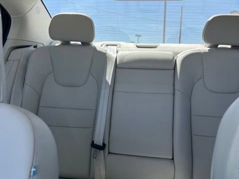 Used 2023 Volvo S60 B5 Core w/ Climate Package FWD image 20