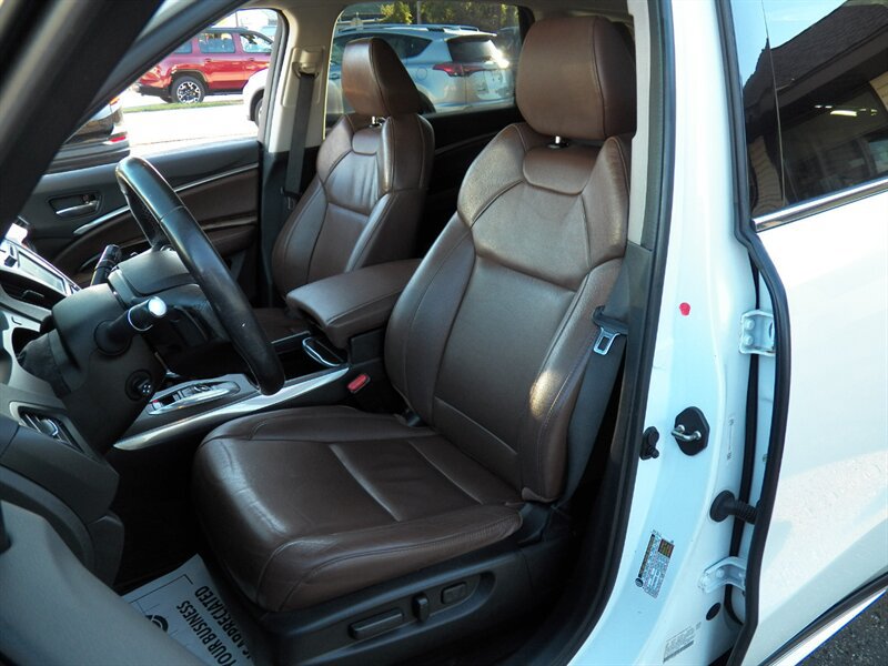 Used 2018 Acura MDX w/ Technology Package AWD/4WD image 9