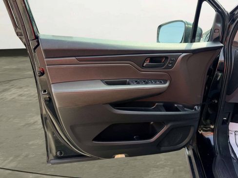 Used 2019 Honda Odyssey EX-L image 18