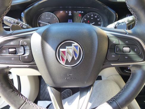 Used 2021 Buick Envision Essence FWD image 32