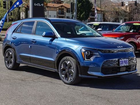 New 2026 Kia Niro Wind FWD image 4