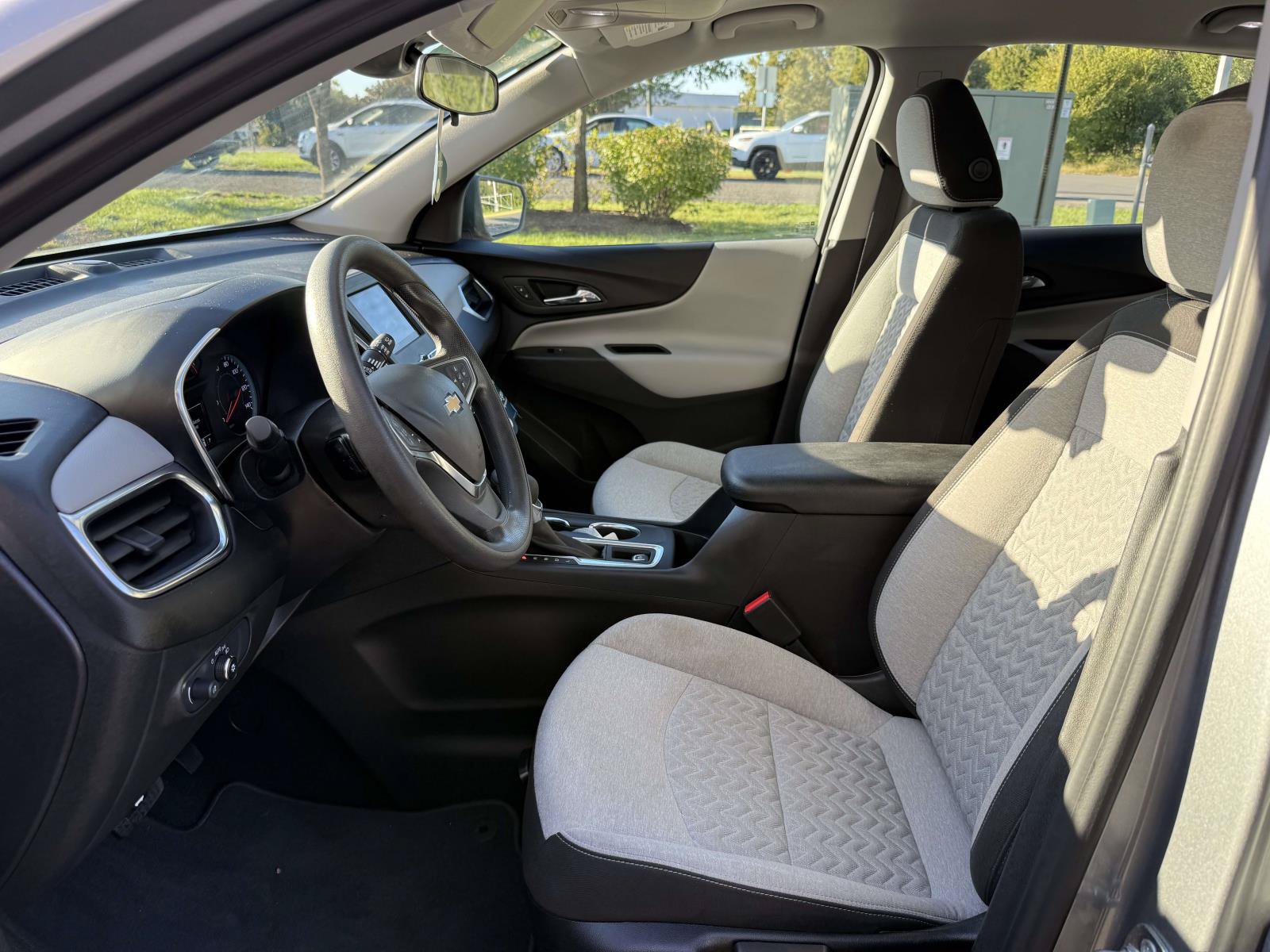 Certified 2024 Chevrolet Equinox LS w/ Driver Confidence II Package AWD/4WD image 13