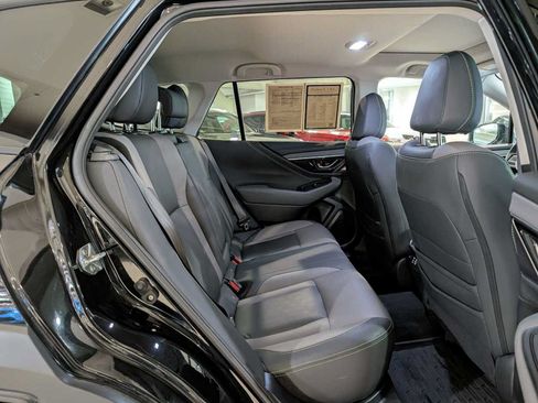 Used 2024 Subaru Outback Onyx Edition XT AWD/4WD image 12