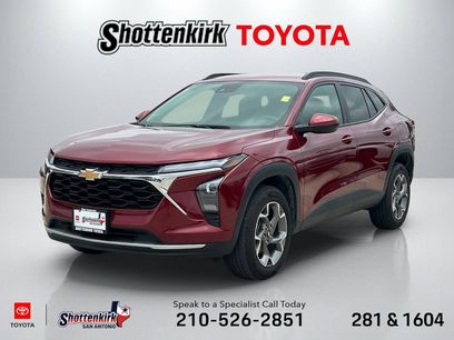 Used 2025 Chevrolet Trax LT